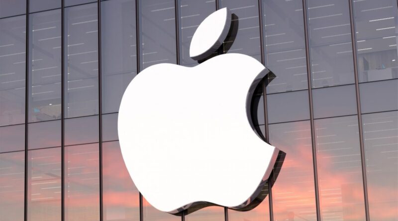 Apple users may get up to $100 from a $95M Siri privacy settlement. Find out who qualifies, how to file a claim, and the deadline to apply.